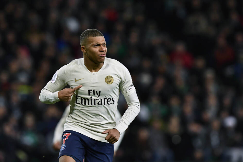 生育率止跌回升? 拆解数据: 到底是谁在愿意多生孩子